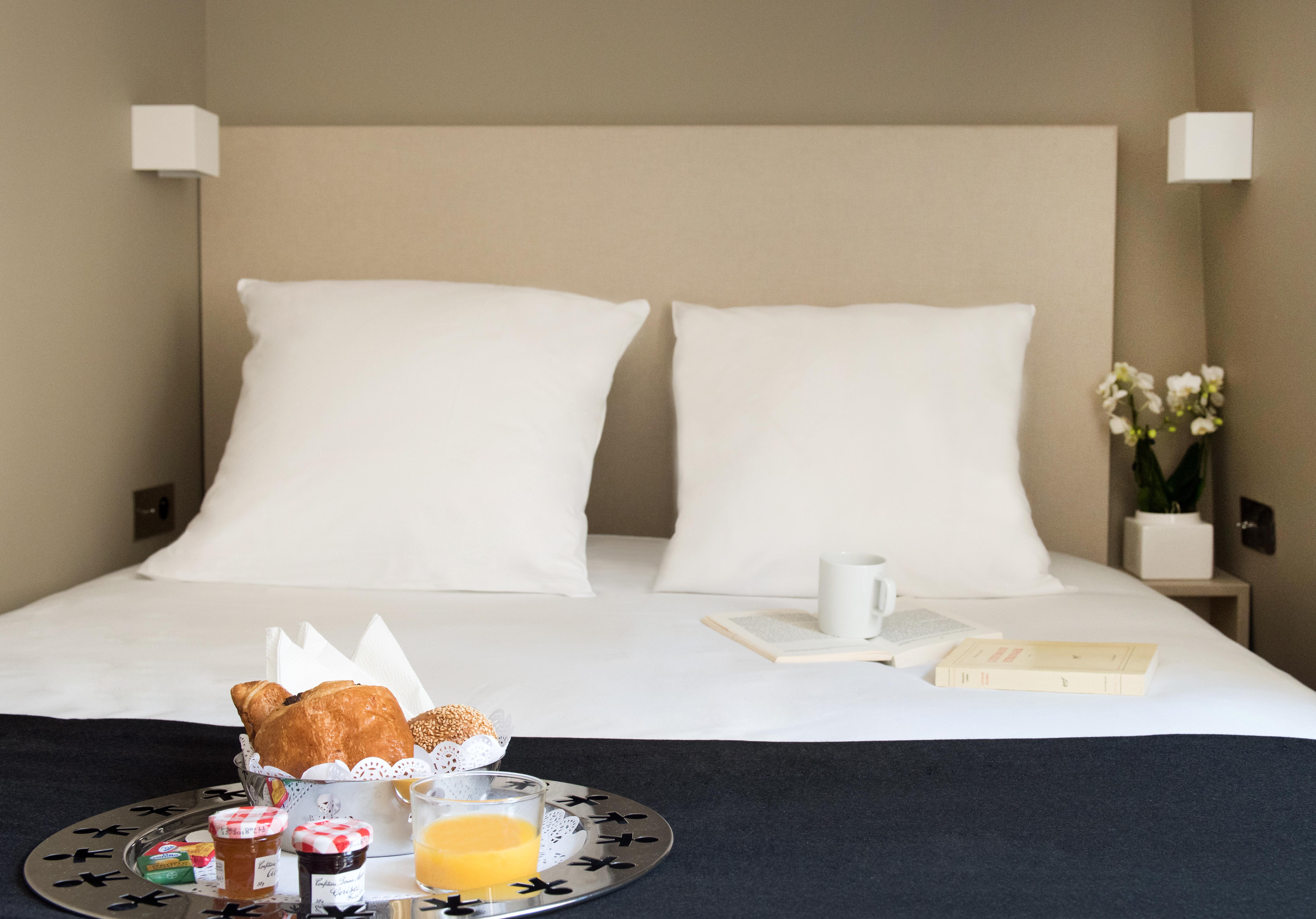 Hotel Helzear Etoile Париж Екстериор снимка